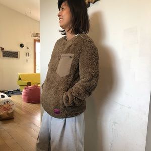 Meet your Posher, Taeko